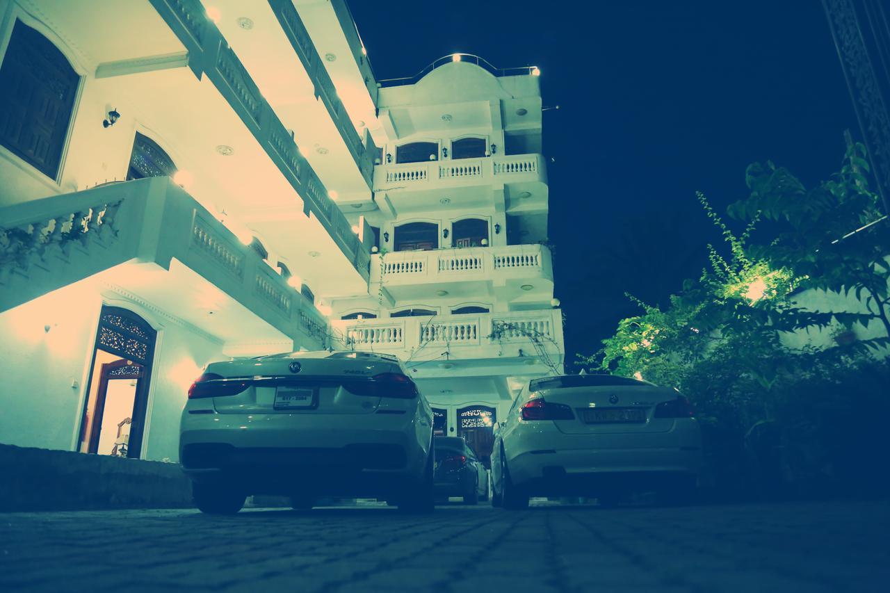Dew Grand Regency Apartment Bataduwa Exterior photo